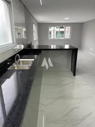 Imagem Casa Sobreposta com 3 dormitórios e 3 suítes com piscina - Boqueirão / Santos