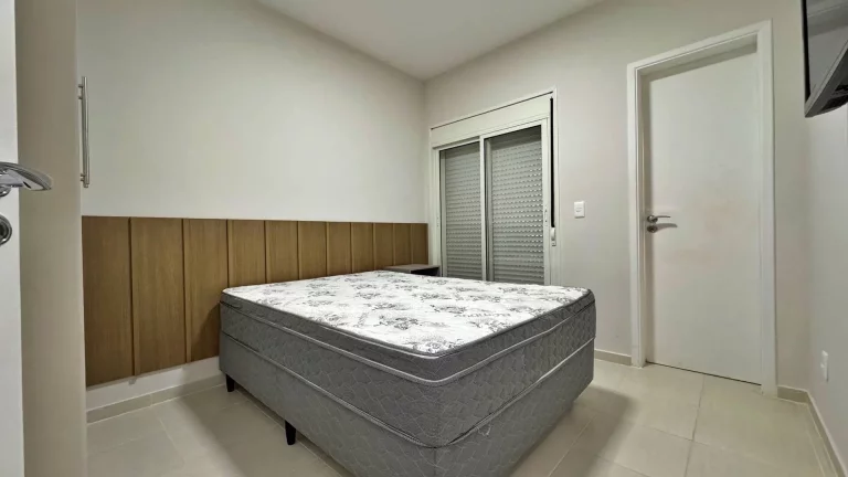 Imagem Apartamento decorado á venda na Riviera com vista para mar