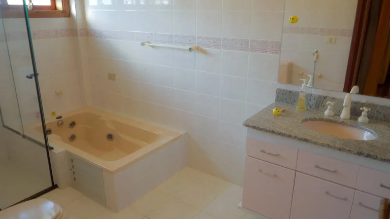 Imagem Sobrado com 5 dormitórios à venda, 695 m² por R$ 2.850.000,00 - Condomínio Monte Belo - Salto/SP