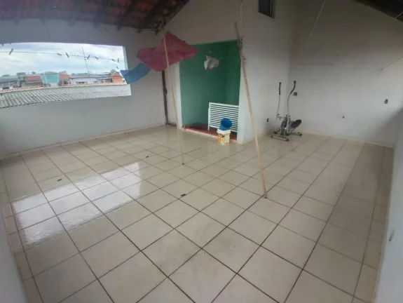 Imagem Sobrado com 3 dormitórios à venda, 133 m² por R$ 320.000,00 - Jardim Dona Benta - Suzano/SP