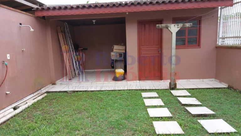 Imagem Casa Balneário Brasília - Ótima Localização Próximo da Praia.