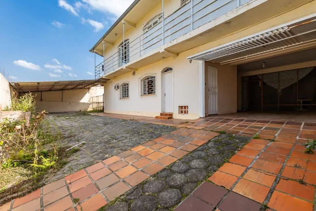 Imagem Casa com terreno em Santa Felicidade