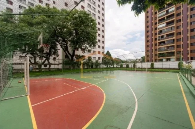 Imagem Apartamento 80m², totalmente reformado, porteira fechada, 2 dormitórios, sendo 1 suíte com banhei...