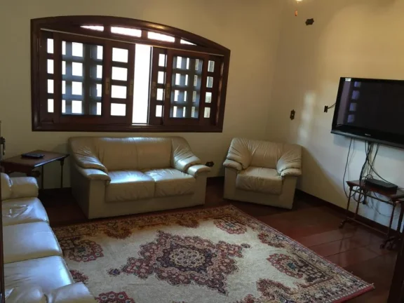 Imagem Casa no Res. Alpha 6 - 572m²