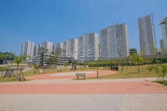 Imagem Apartamento com 43m², 02 dormitórios, sala, banheiro, área de serviços e uma vaga de garagem. Ch...