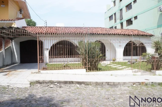 Imagem Casa à venda no Bairro Nossa Senhora de Lourdes
