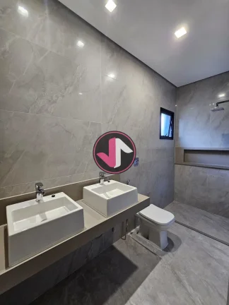 Imagem Venda Incrível em Cuiabá: Casa Neoclássica no Condomínio Villa Jardim Descubra o luxo e a elegâ...