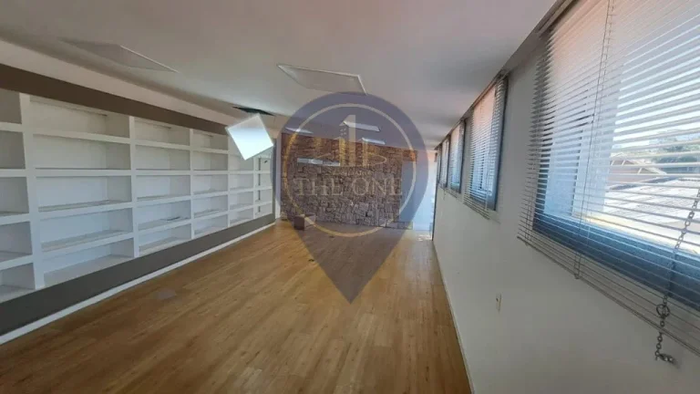 Imagem Casa comercial com 377m², 4 vagas localizado no bairro Sumaré, São Paulo-SP!