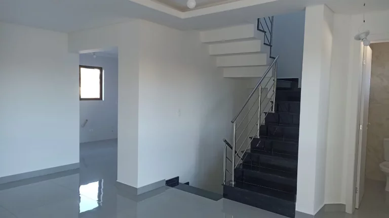 Imagem Sobrado novo a venda, face norte pleno, pronto par