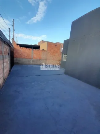 Imagem Vende-se casa com dois quartos no Bairro Monte Castelo- Igarapava/SP