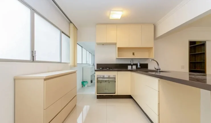 Imagem Apartamento 151M², 4Q, 1 Suíte, 4 Banheiros, 2 Vagas, Quadra, Próximo Metrô Linha Amarela.
