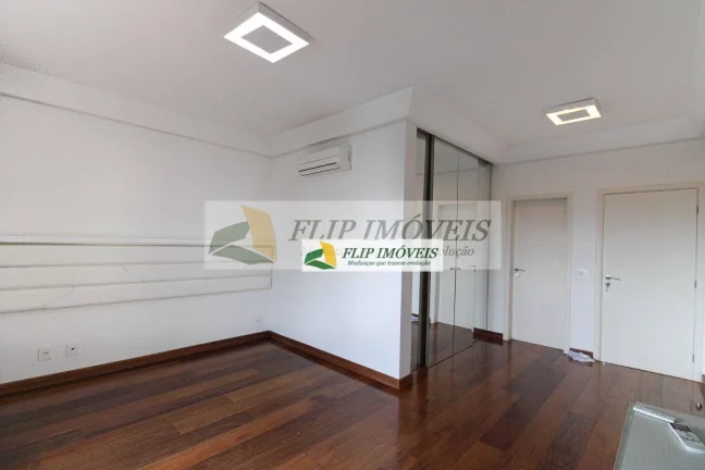 Imagem More em apartamento de alto padrão com 198 m² com 3 suítes, 5 vagas no miolo Cambuí - Campinas - SP