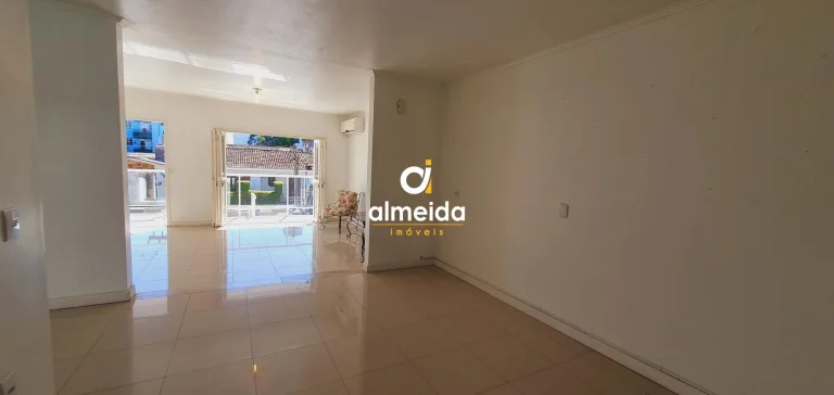 Imagem CASA MARAVILHOSA NO BAIRRO DUQUE COM PISCINA