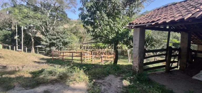 Imagem Sítio à venda no bairro Coloninha - Guaratinguetá/SP