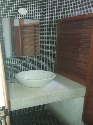 Imagem Ponto Comercial nos Cavaleiros