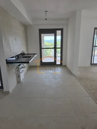 Imagem A planta bem distribuída conta com 3 suítes, 2 salas e uma cozinha integrada, proporcionando ampla...