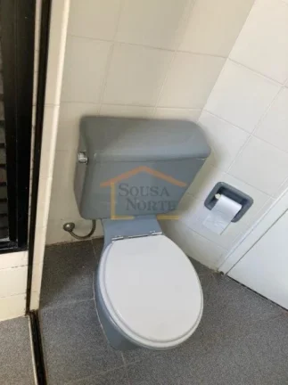 Imagem Apartamento com 38m², composto por 1 dormitório equipado com armário, 1 banheiro, sala dois ambie...