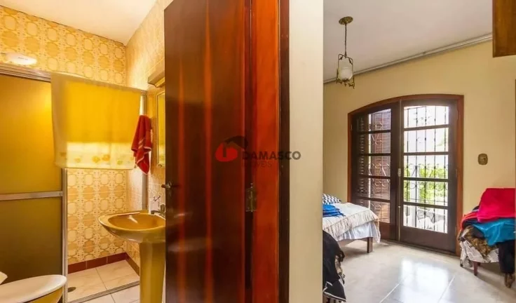 Imagem Sobrado à venda 3 Quartos, 2 Suites, 2 Vagas, Rudge Ramos, São Bernardo do Campo - SP