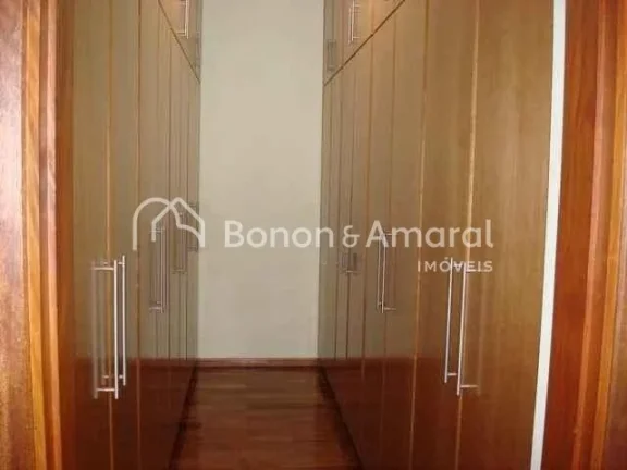 Imagem Casa de Condomínio com 554 m² e 4 Quartos