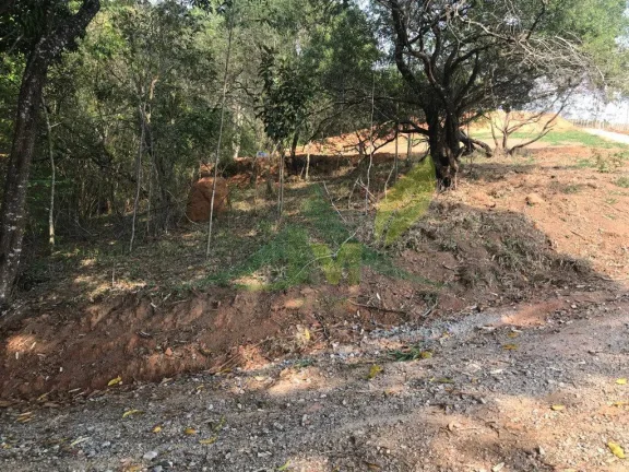 Imagem Belo Terreno à Venda em Piracaia a1km do Asfalto