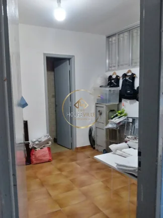 Imagem Casa 4 dormitórios ( 1 suíte), 900 m², 7 vagas, Esplanada, Sjc.