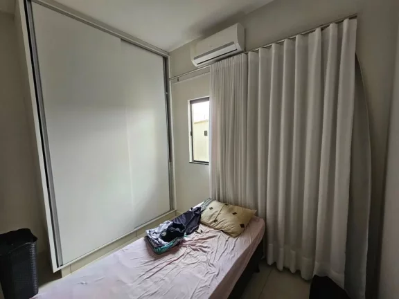 Imagem Linda Casa De Esquina No Ravena