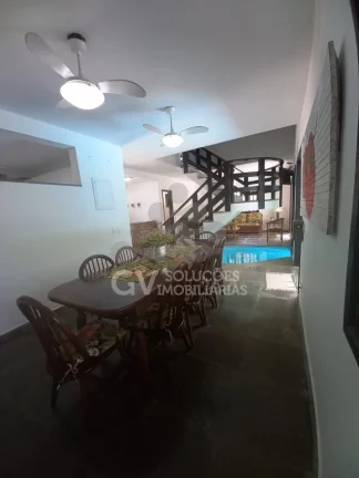 Imagem Casa com 4 dormitórios para alugar, 200 m² por R$ 1.500,00/dia - Condomínio Lagoinha - Ubatuba/SP