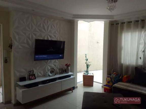Imagem Sobrado com 3 dormitórios para alugar, 300 m² por R$ 4.360,00/mês - Jardim Alice - Guarulhos/SP