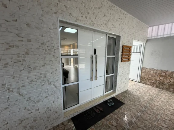 Imagem Casa para Venda em Praia Grande, Maracanã, 3 dormitórios, 1 suíte, 3 banheiros, 4 vagas