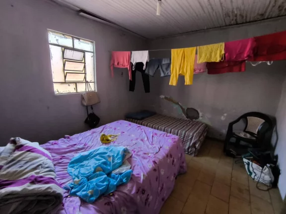 Imagem Casa De 2/4 Com Barracao No Jardim Bela Vista Goiania