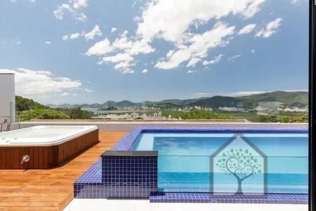 Imagem Casa Alto Padrão na Trindade
