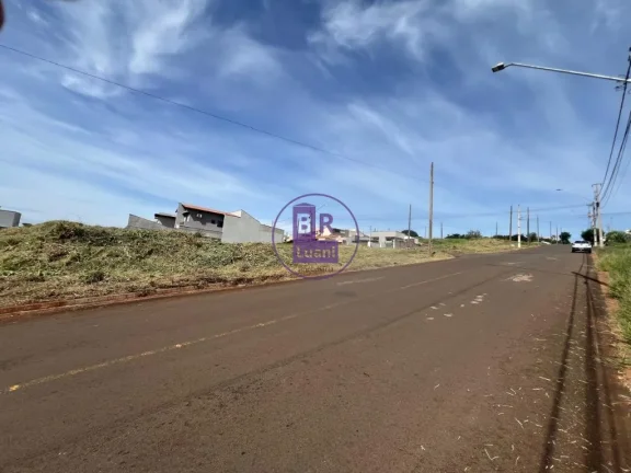 Imagem 02 Lotes a venda - localização privilegiada - ambos com três frentes - Valor R$ 400 mil cada Lote.