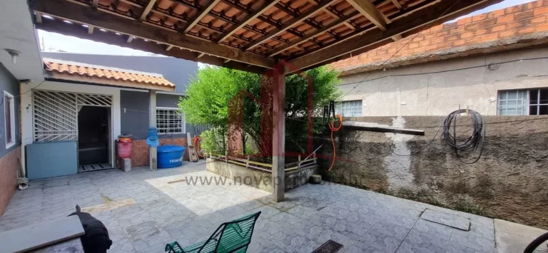 Imagem Imperdível oportunidade de adquirir casa a venda no Jardim Alegria, Francisco Morato-SP! 2 quartos, 1 sala, 2 vagas de garagem.