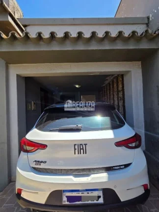 Imagem Casa de 3 dormitórios no bairro Estados Unidos em Uberaba