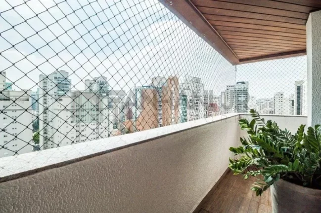Imagem Cobertura com piscina à venda em Moema, São Paulo-SP: 4 quartos, 4 suítes, 4 salas, 6 banheiros, 3 vagas, 320m². Venha conferir!