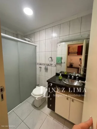 Imagem Apartamento para Temporada em Itapema, meia praia, 3 dormitórios, 1 suíte, 2 banheiros, 2 vagas