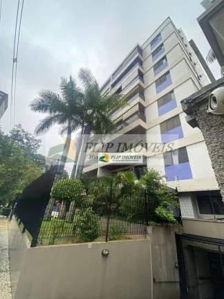 Imagem More em um apartamento com 127 metros quadrados com 3 quartos no melhor do Cambuí - Campinas - SP