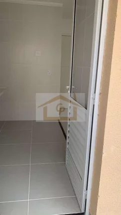 Imagem Condomínio residencial de prédios, com 260 unidades e lazer, recém entregue (2024) Elevador Sala ...