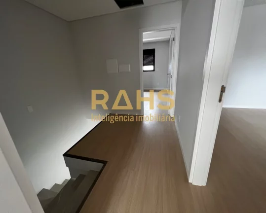 Imagem SOBRADO GEMINADO no AMÉRICA lateral da João Colin Lindo Geminado com 3 Suites na parte superior Pa...