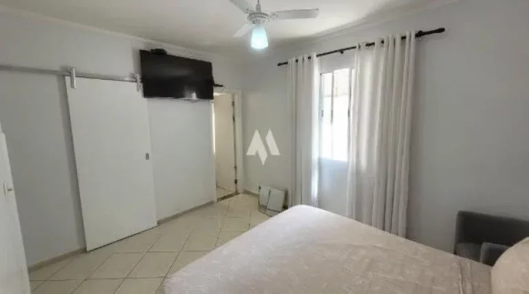 Imagem Casa com 3 quartos - piscina na Ponta da Praia em Santos