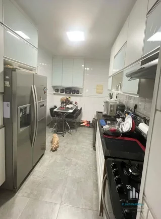 Imagem Apartamento à Venda no Parque Tamboré com 3 Suítes e 3 Vagas de Garagem