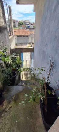Imagem Ótima Casa Assobradada 300m² (12 X 25mts), 3 Dormitórios, Área de Lazer Grande, Churrasqueira, 2 Banheiro, 2 Salas, 2 Vagas, No Jardim Mauá, Mauá-SP