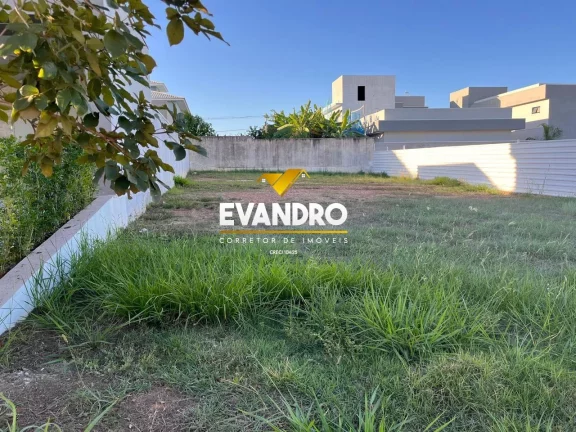 Imagem Terreno em Condomínio para Venda em Cuiabá / MT no bairro Condomínio Florais Itália