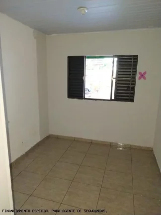 Imagem Terreno para Venda em Sarandi, Jardim Bela Vista, 2 dormitórios, 1 banheiro