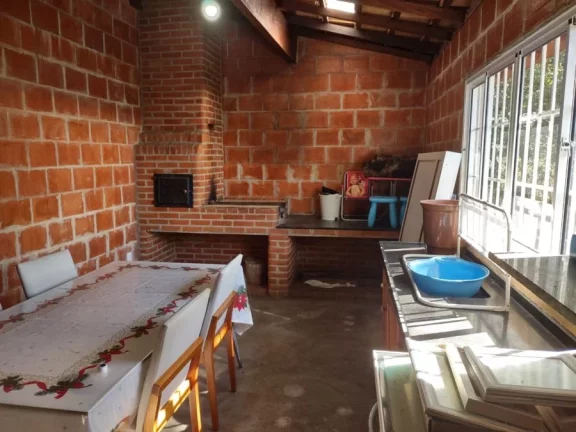 Imagem Linda Chácara à Venda em Cabreúva-SP