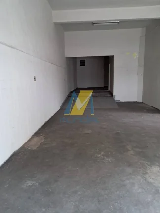 Imagem Salão comercial amplo para seu negócio crescer com visibilidade e acesso