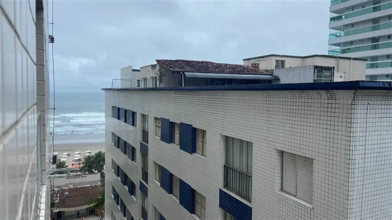 Imagem APARTAMENTO COM 29 m² - FORTE - PRAIA GRANDE SP