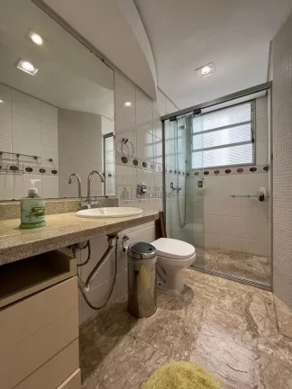 Imagem Apartamento Vista Mar com 3 dormitórios à venda no Centro de Balneário Camboriú/