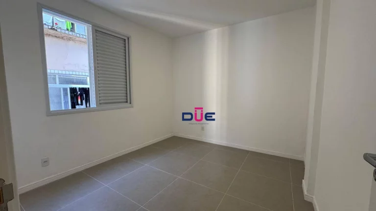 Imagem Apartamento com 2 dormitórios à venda, 83 m² por R$ 530.000,00 - Encruzilhada - Santos/SP