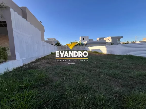Imagem Terreno em Condomínio para Venda em Cuiabá / MT no bairro Condomínio Florais Itália